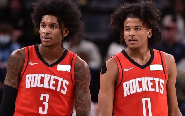 中场形成 中场形成